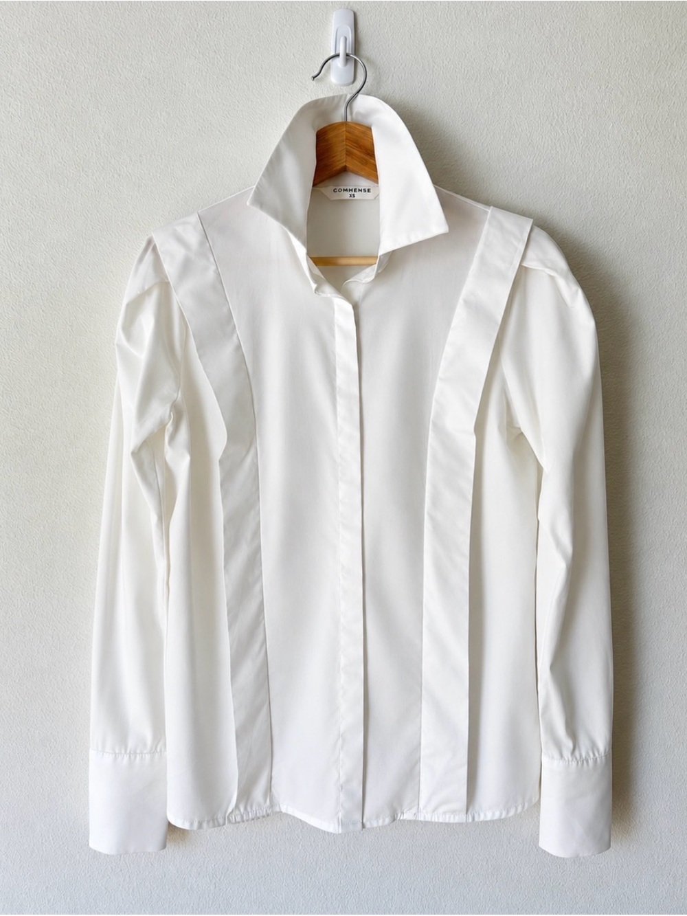 Commense White Women's Structured Button-Front Blouse XS